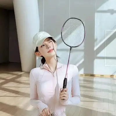 何琪雅